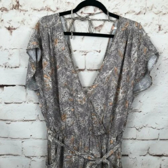 Free People Universal‎ Surplice Jumpsuit In Taupe - Picture 4 of 8